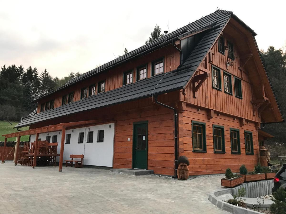 Kamenacka Myslivna Hotel Moravany  Buitenkant foto