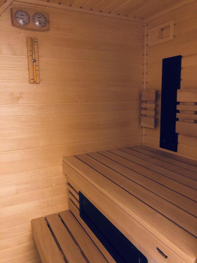 Kamenacka Myslivna Hotel Moravany  Buitenkant foto