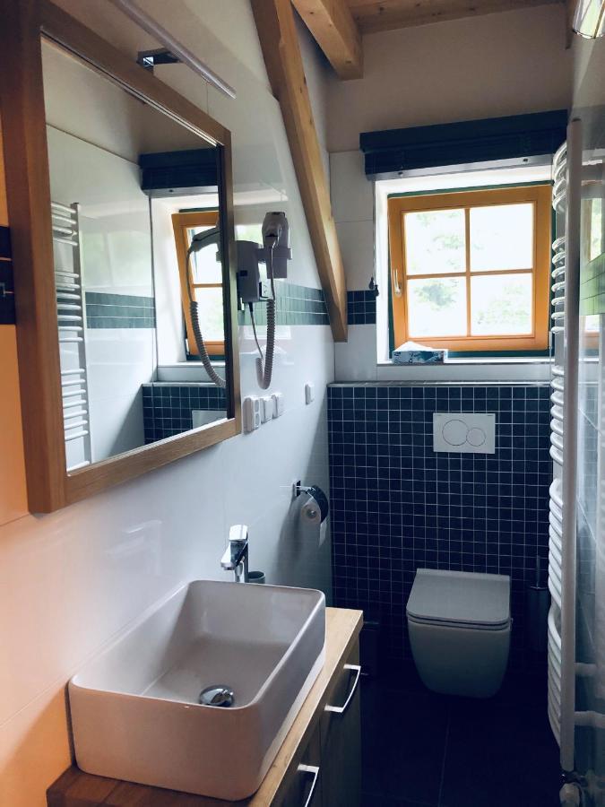 Kamenacka Myslivna Hotel Moravany  Buitenkant foto